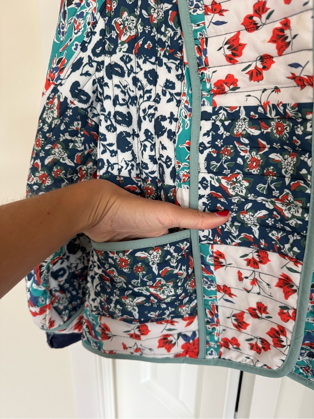 Quilted jacket - Picture 3 of 4